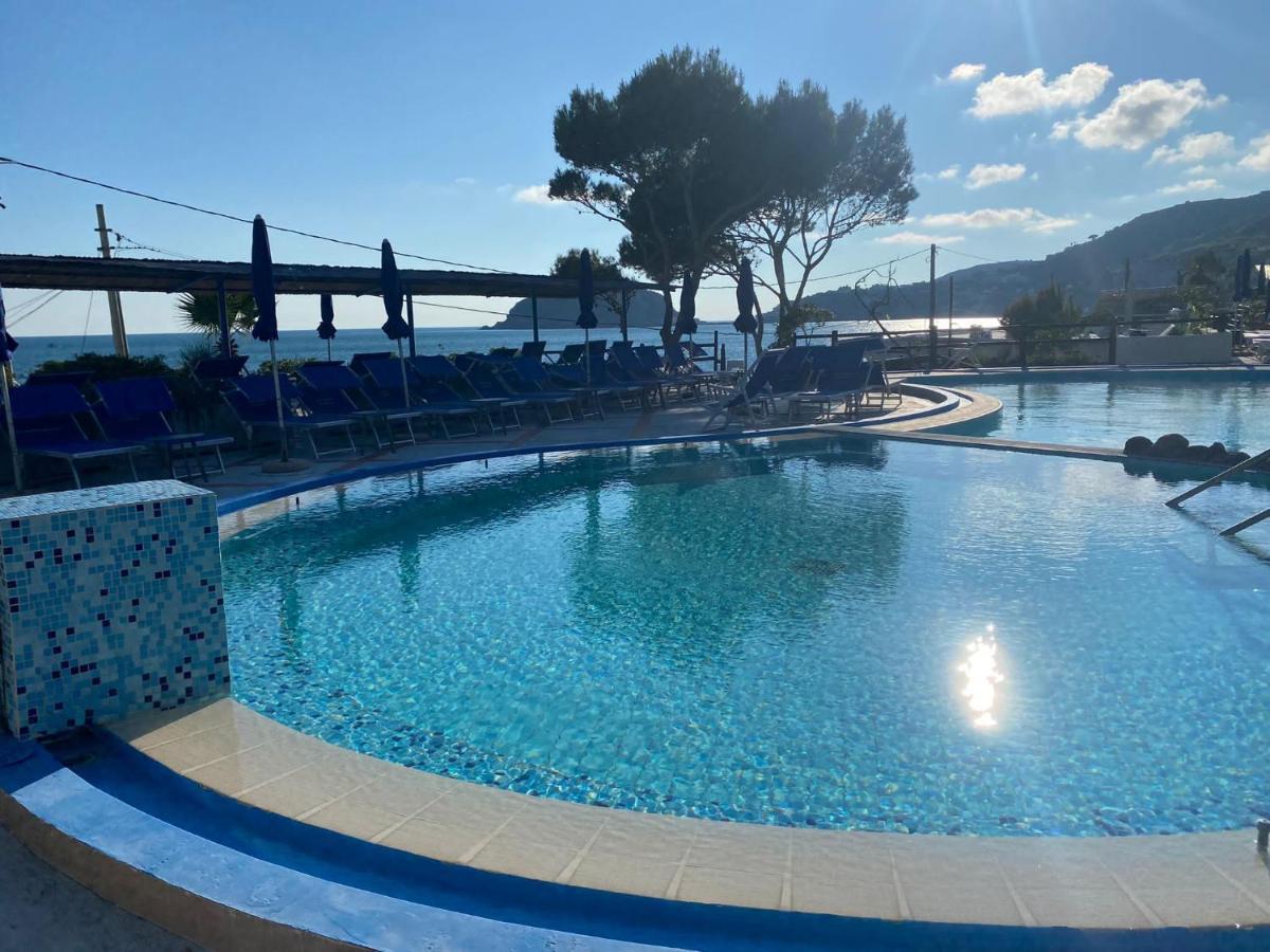 Terme Olympus Aparthotel Barano d'Ischia ภายนอก รูปภาพ